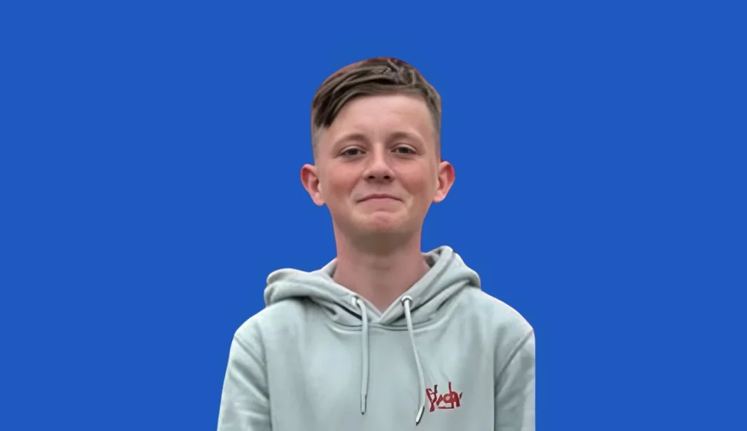 12 year David missing last seen Aldershot area