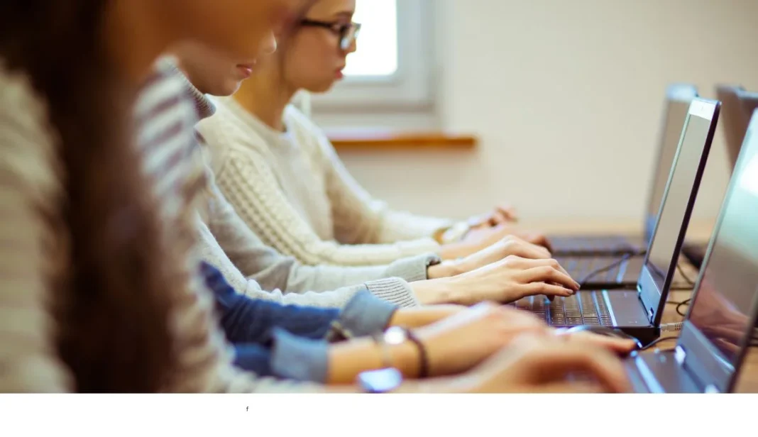 Female Students part time work research