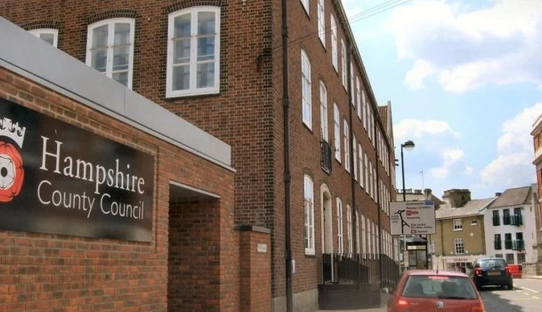 Hampshire Council reviews four options for local government shake-up