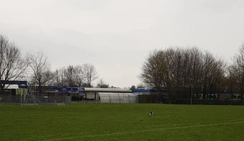Holbrook Primary School on Wych Lane, Gosport