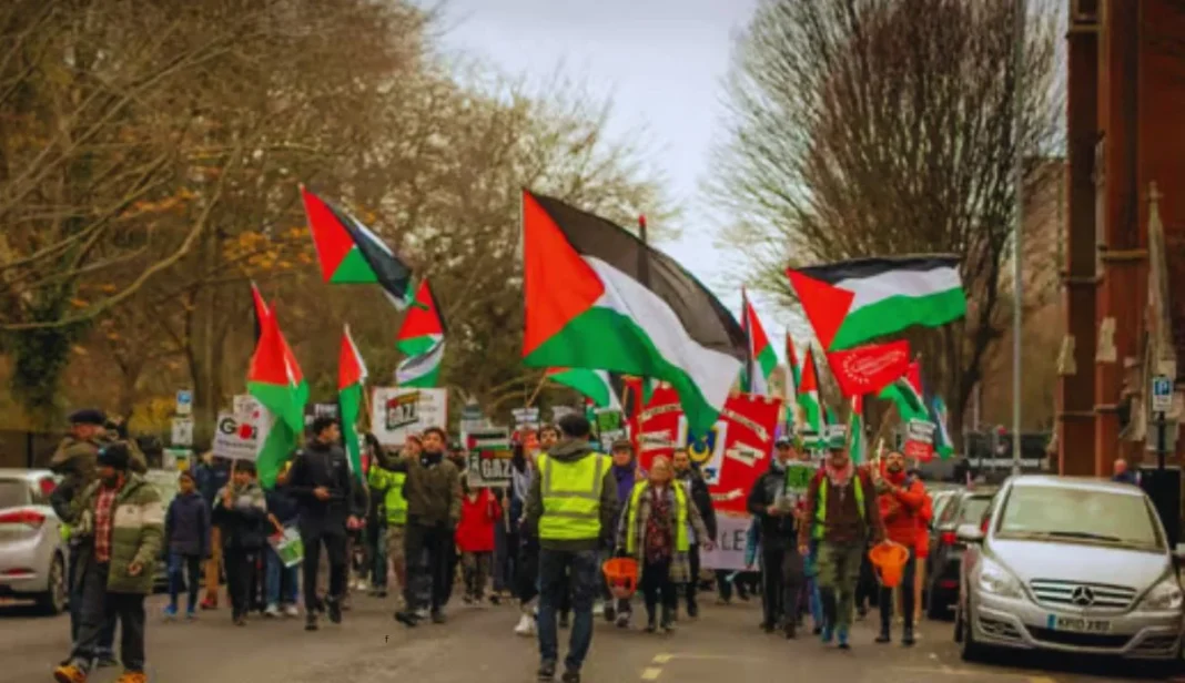Portsmouth Council Backs Friendship Link with Palestinian Town