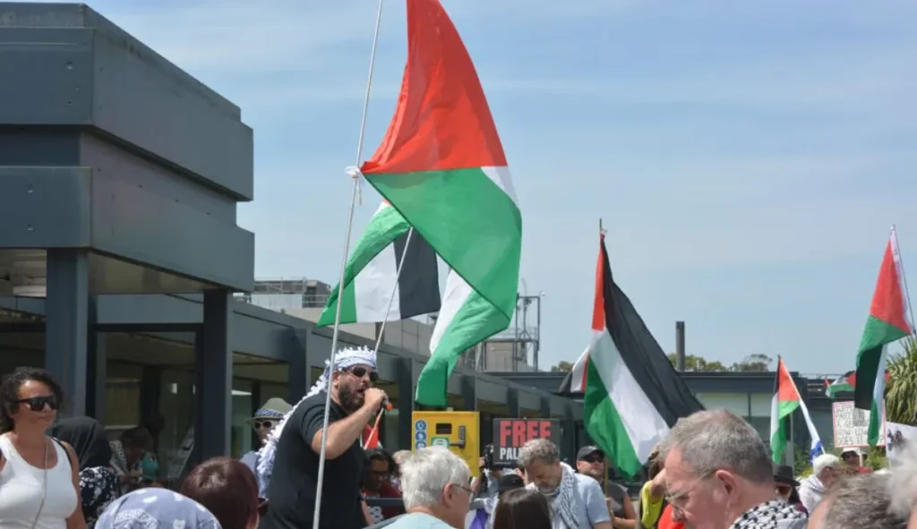 The Palestine Campaign at Havant facility highlights humanitarian concerns