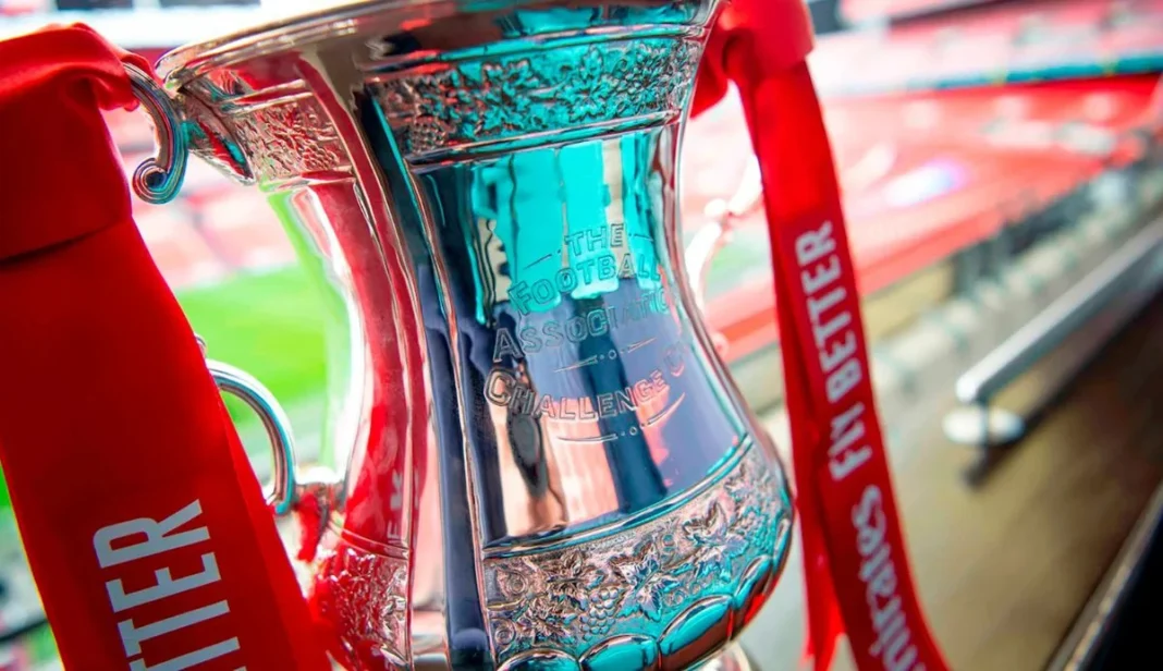 FA CUP Ball 30 Portsmouth